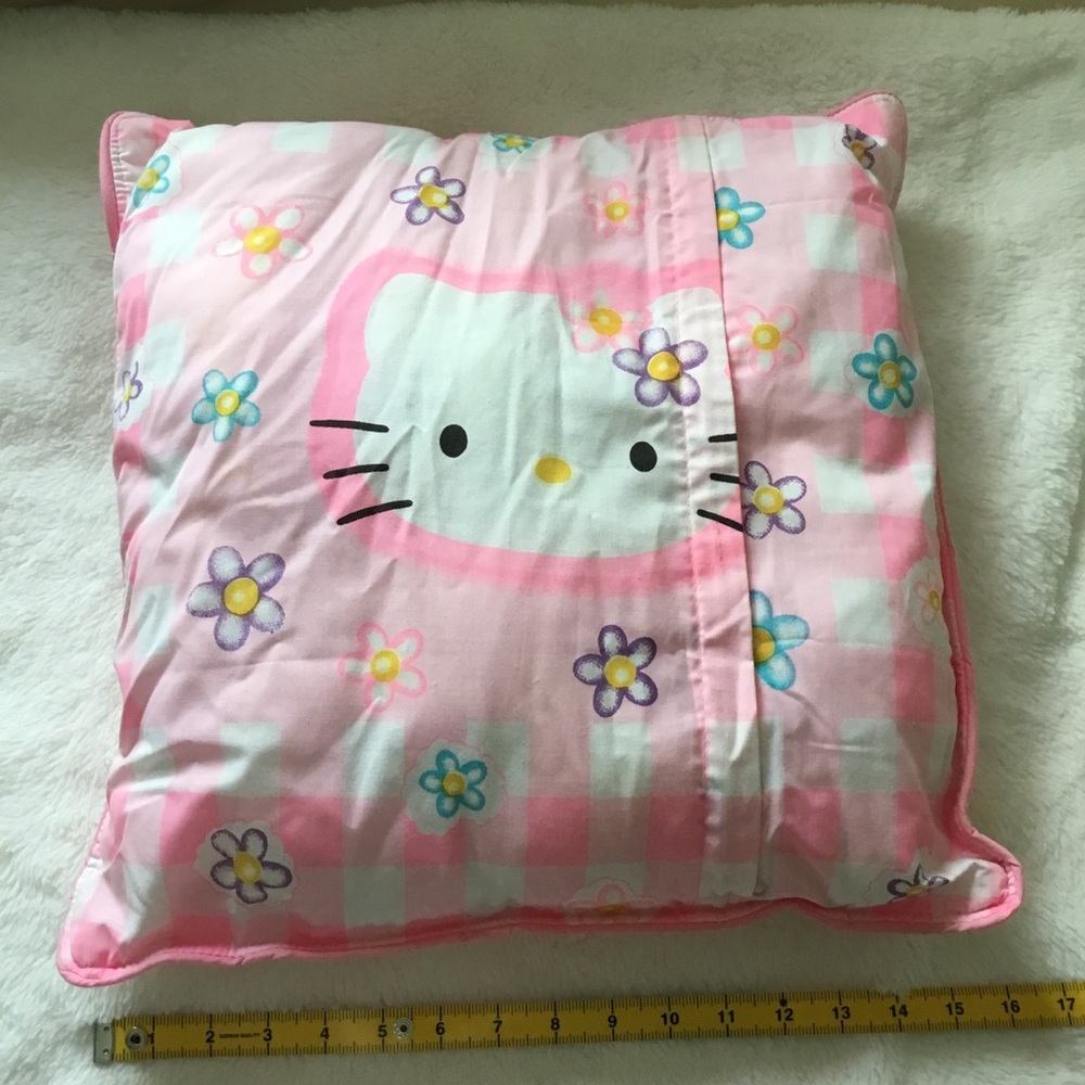 Hello Kitty Light Pink Decorative Square Pillow with Zipper - Picture 2 of 15